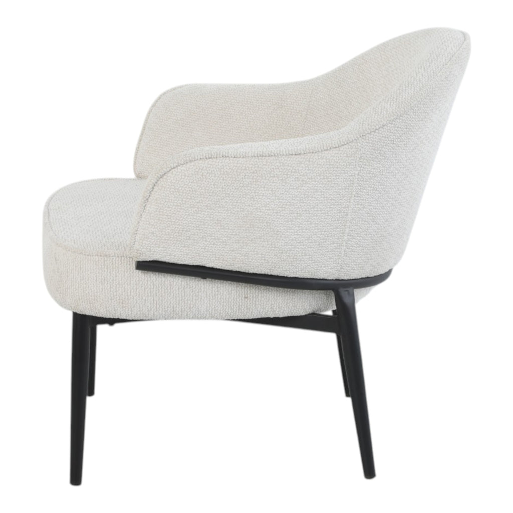 Fauteuil en tissu beige avec pieds en métal noir - ZOE
